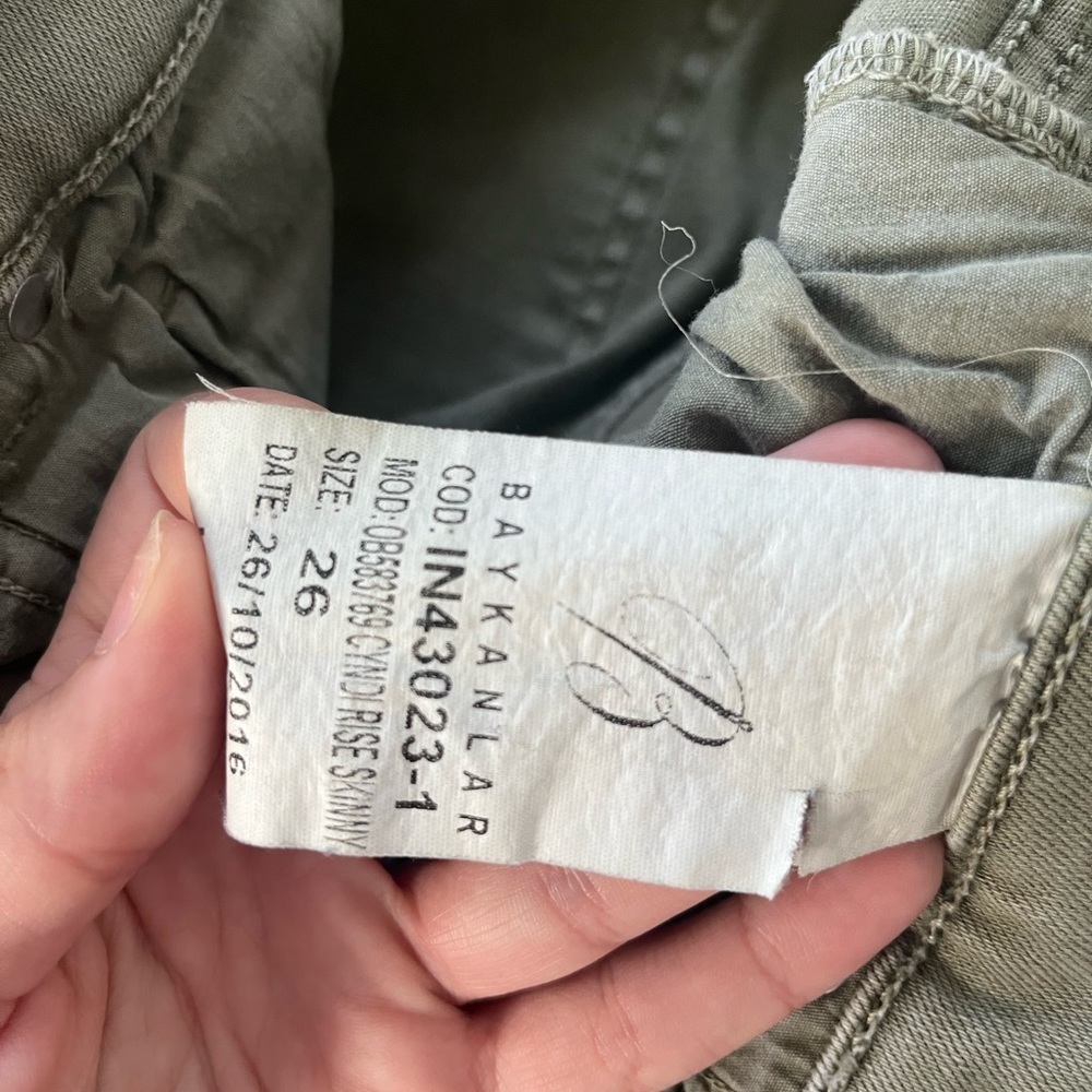 Free People busted Knee olive jeans - Picture 6 of 8